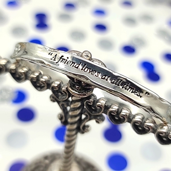 Brighton "FOOTPRINTS:Proverbs 17:17" Hinged Bangle w Inset Swarovski Crystals! - Picture 2 of 9